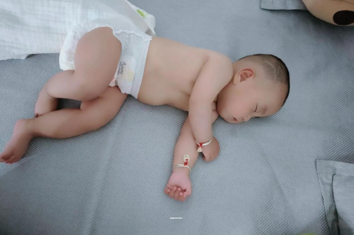 桓台三个月宝宝发育标准